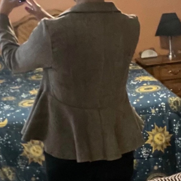 Classic Brown Herringbone Ruffle Hem Open Front Jacket Coat - Picture 6 of 9